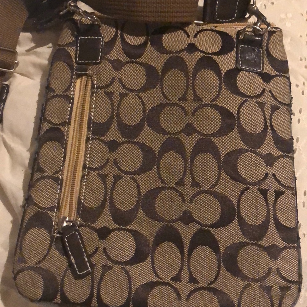 Coach shoulder bag